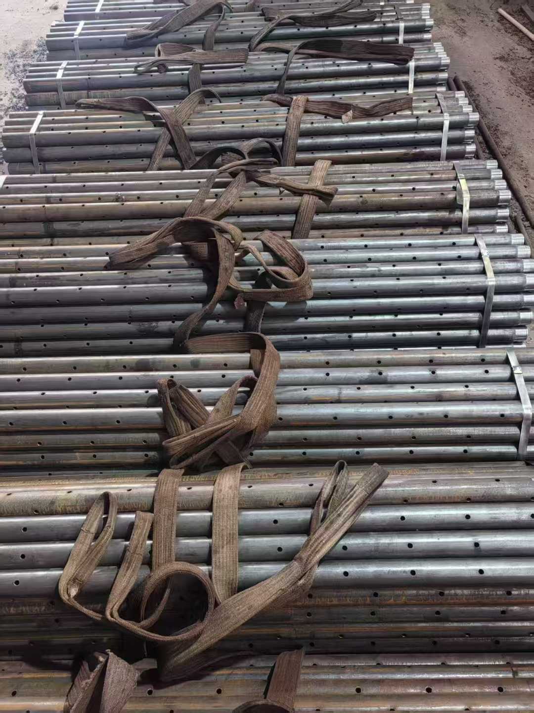 边坝127mm管棚管